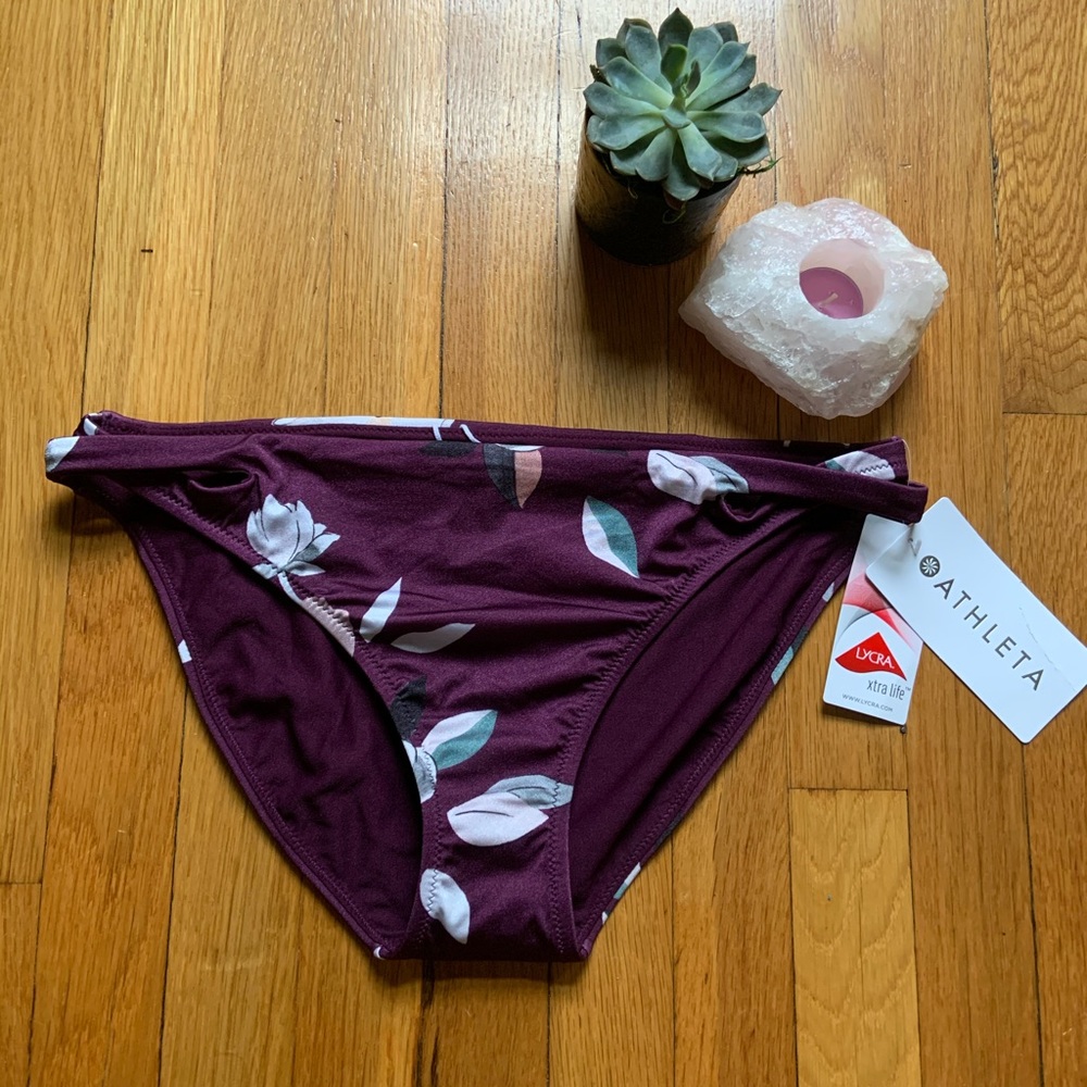 NWT Athleta Aqualuxe Floradona Crossover Bottom